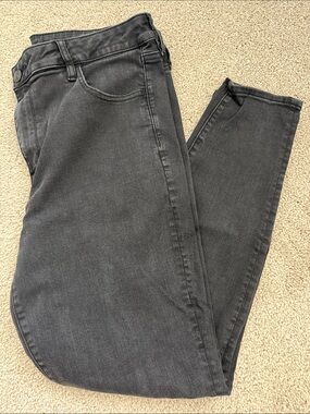 American Eagle Outfitters High-Rise Jeggings
